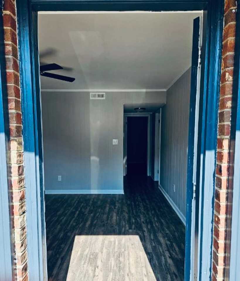 West Meadows - Photo 6 of 23