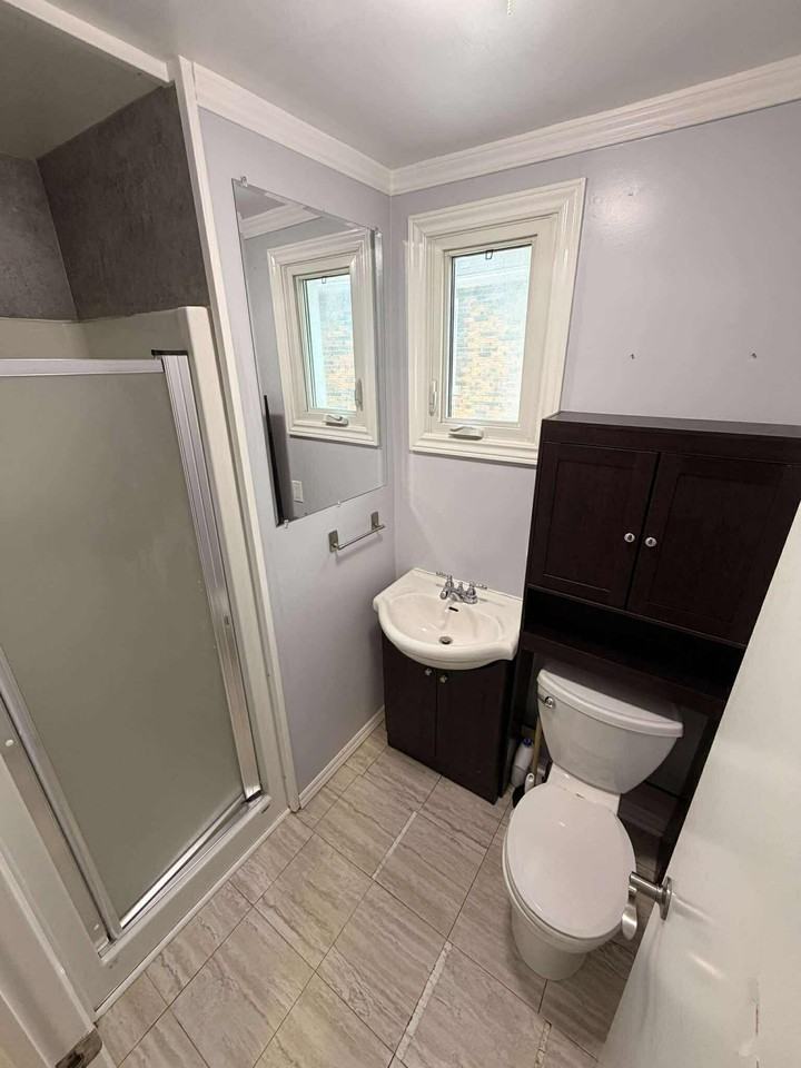 139 Vine Street #2 - Photo 7 of 9