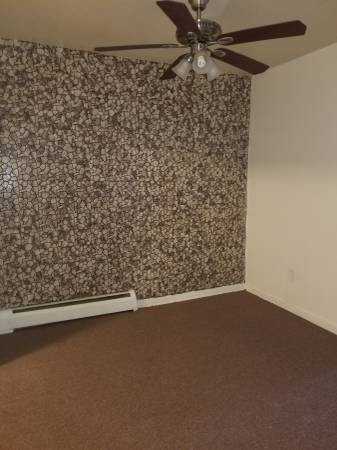 4185 Denman St #2 - Photo 6 of 12