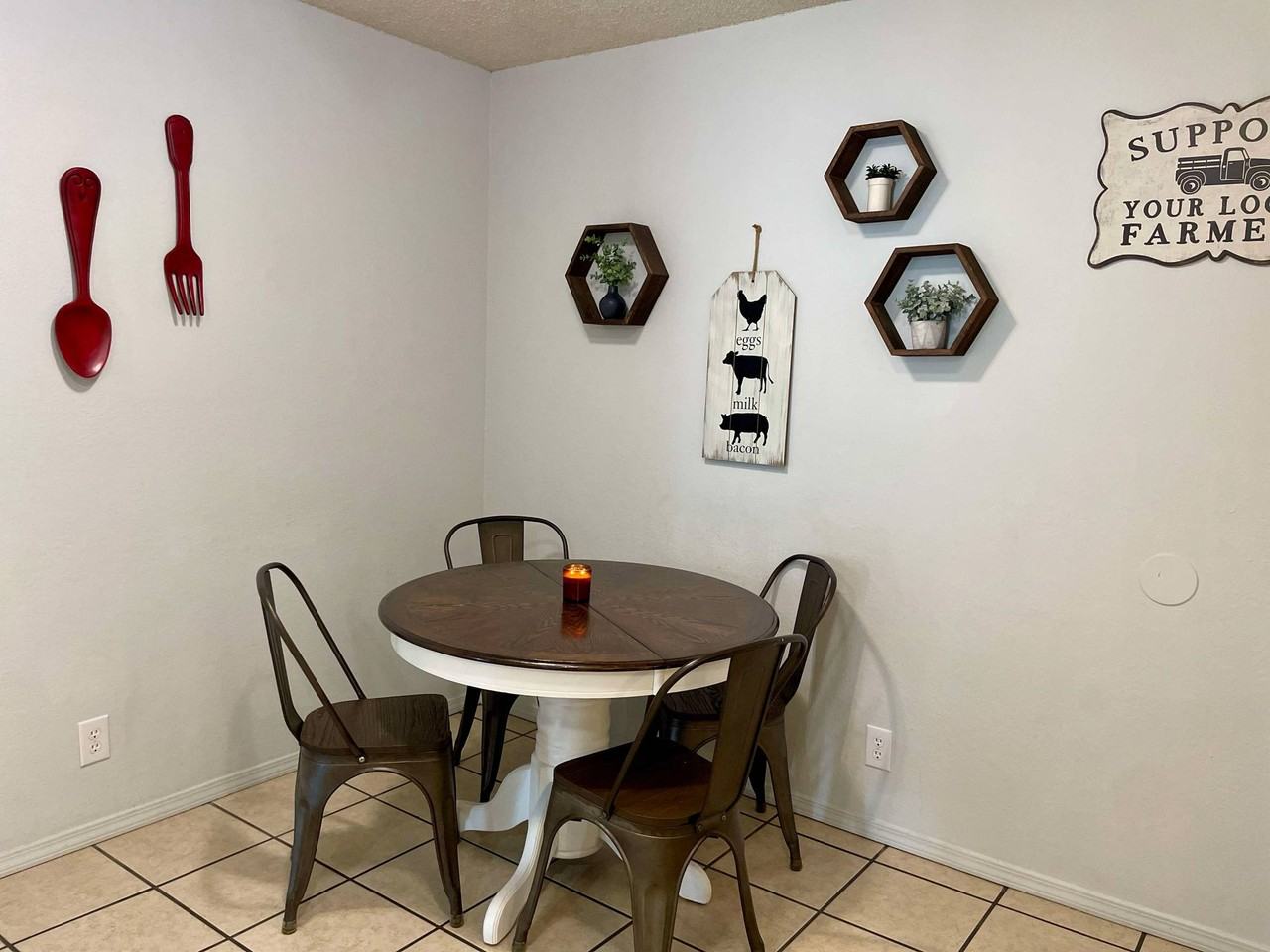 1031 N Redbud Ave #NA - Photo 4 of 15