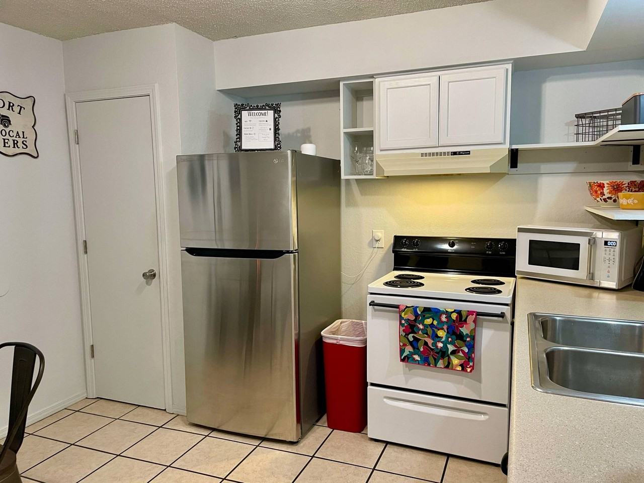 1031 N Redbud Ave #NA - Photo 5 of 15