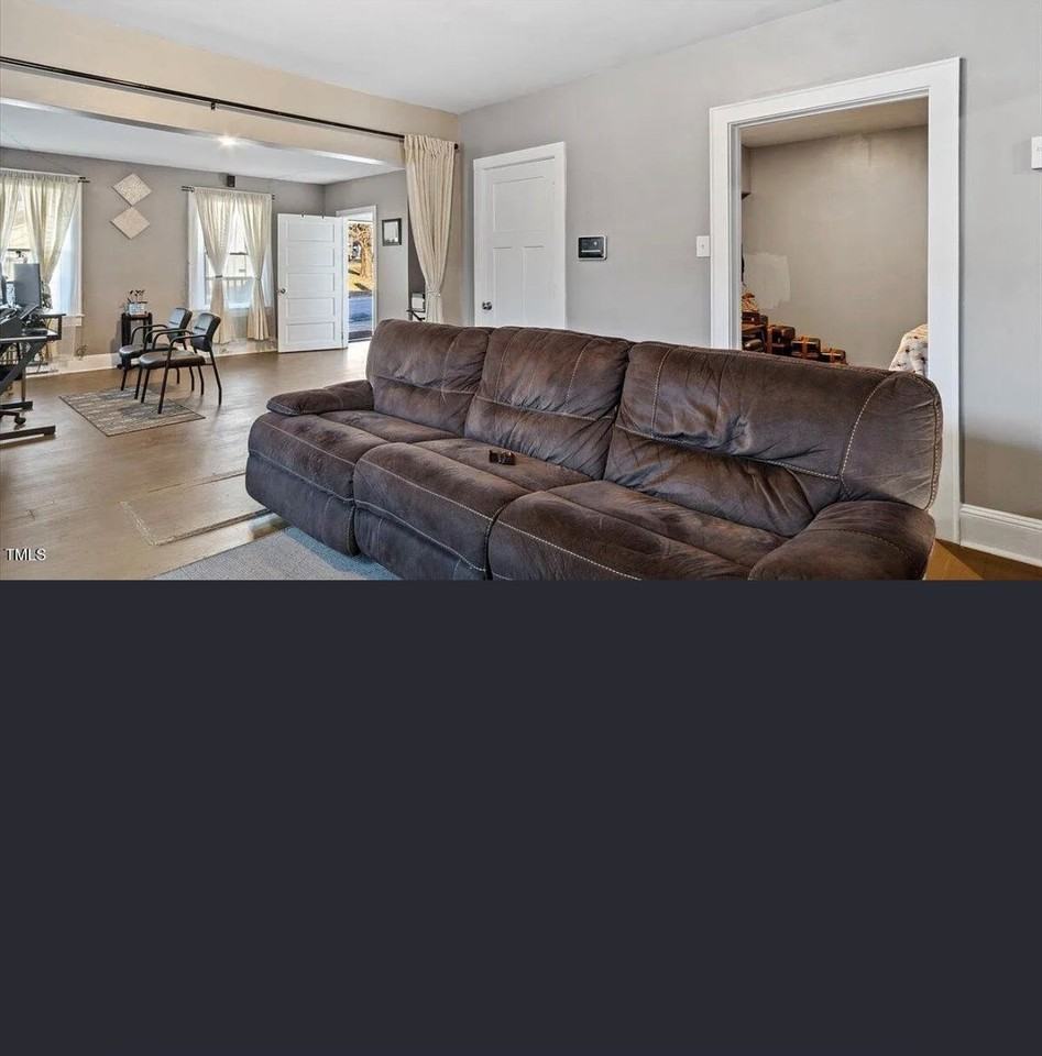 121 Hamilton St #A - Photo 3 of 14