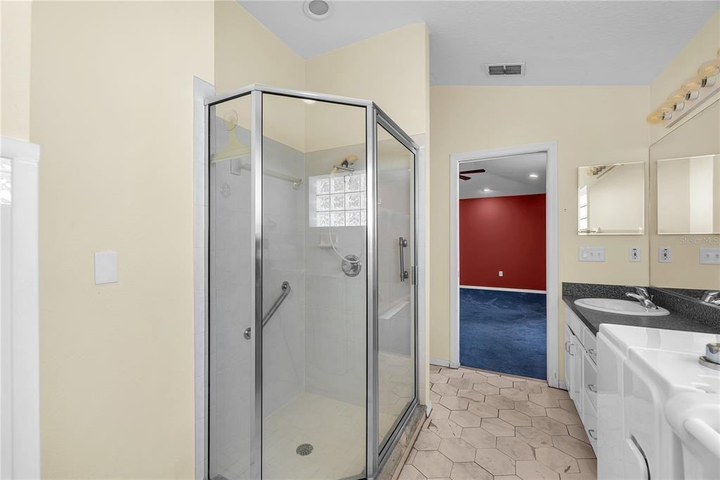 2332 Towering Oaks Cir #NA - Photo 2 of 20