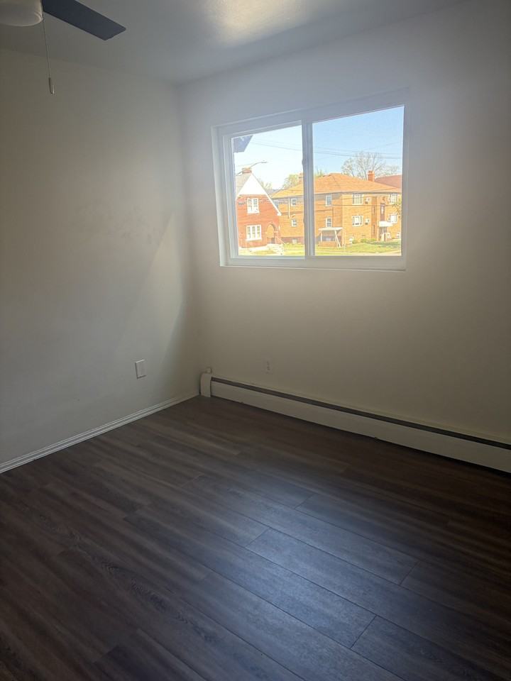 4848 Reading Rd #9 - Photo 5 of 6