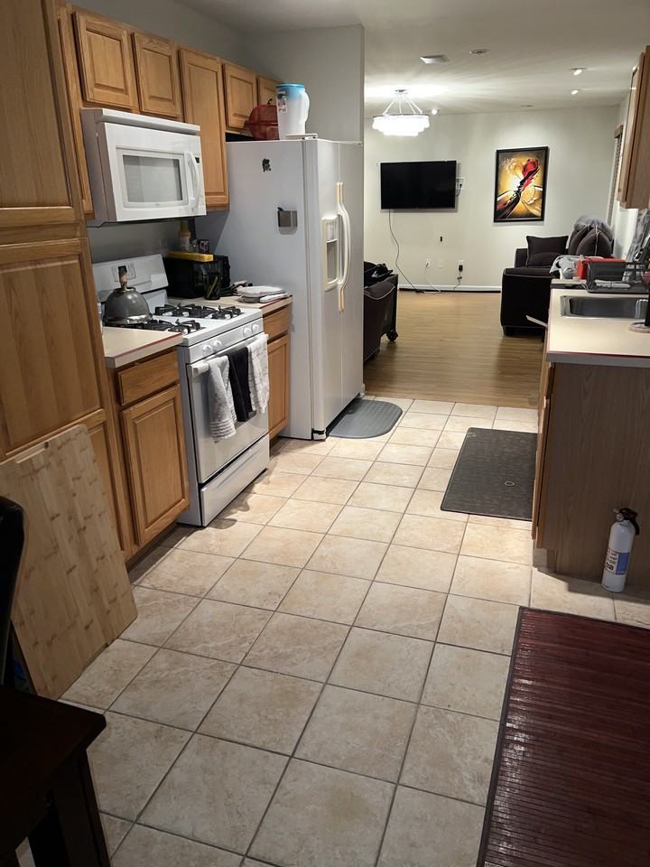 18 Schollcrest Ave #NA - Photo 4 of 10