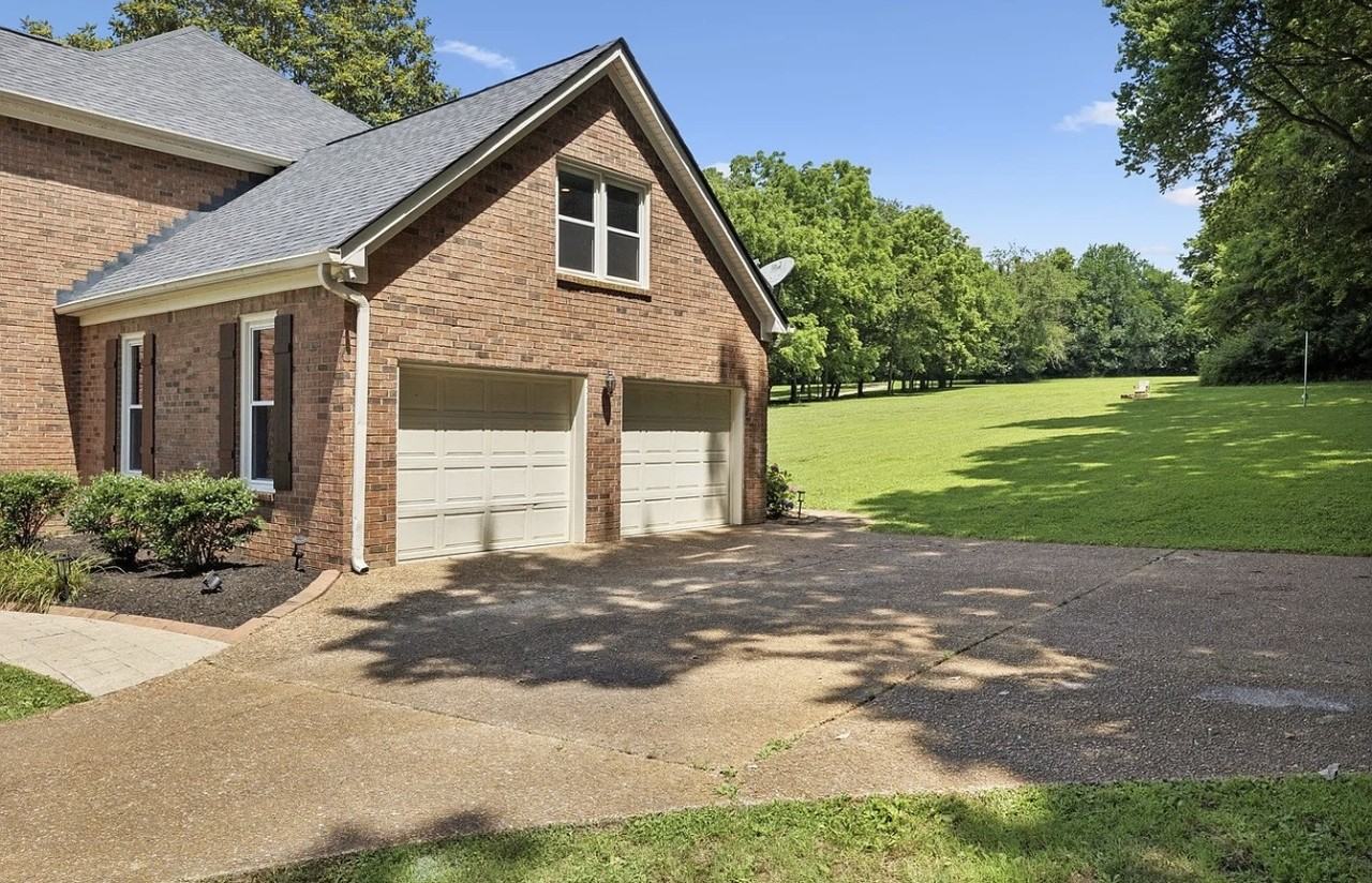 1420 Mayberry Ln #NA - Photo 3 of 19