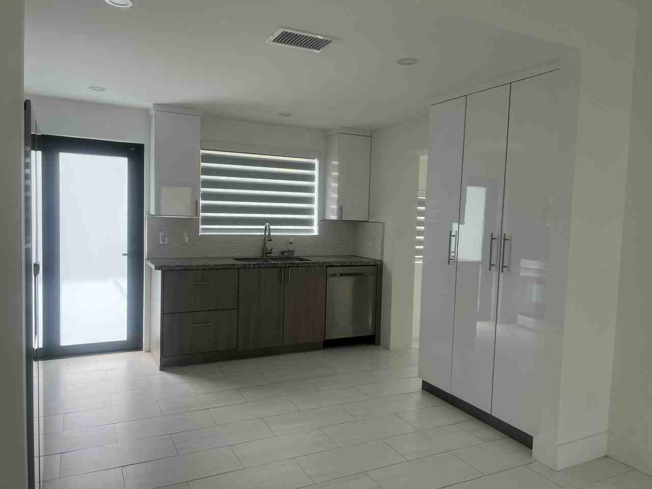 14040 Ne 16th Ct #NA - Photo 3 of 16