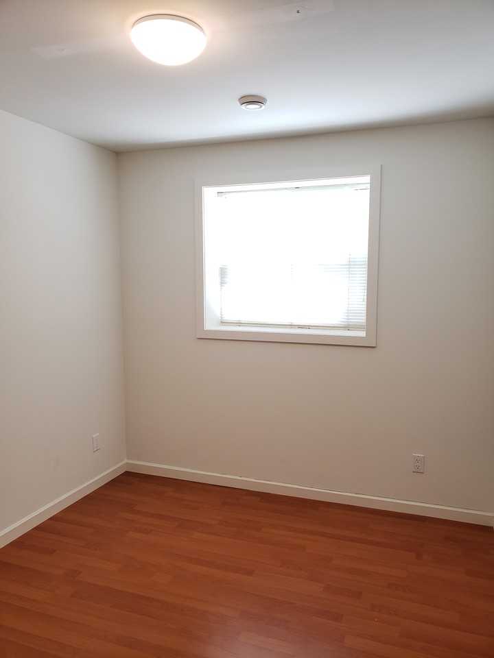 5748 Nelson Avenue - Photo 2 of 9
