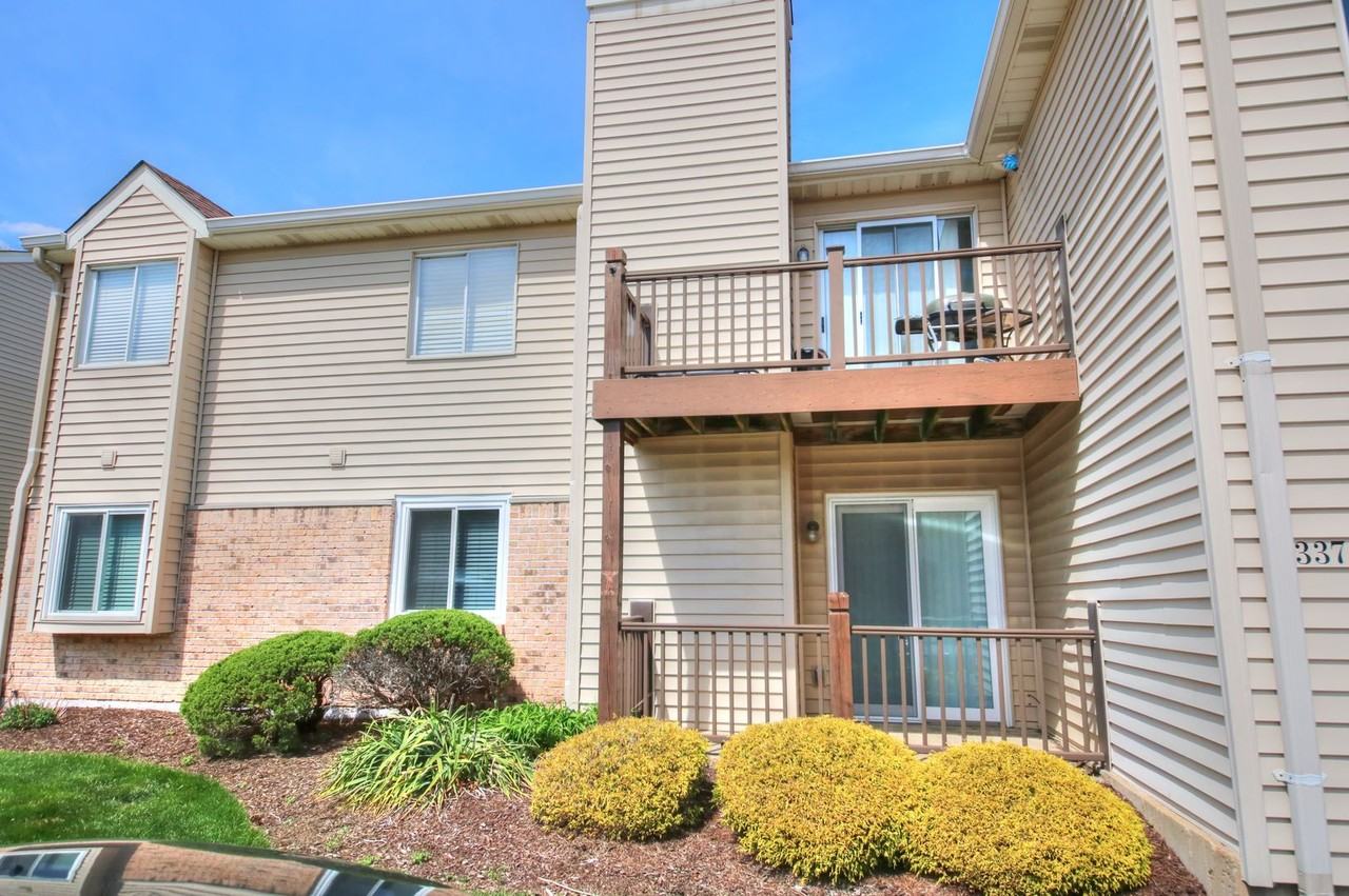 2337 Sandalwood Creek Ct #D - Photo 2 of 22