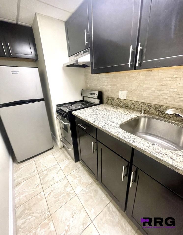 62 Boylston Street #L15 - Photo 4 of 6