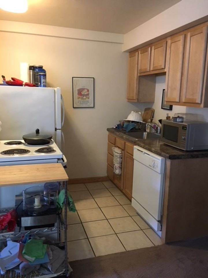 22 N Franklin St - Photo 5 of 9