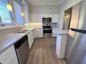 208 Forest View Ct - Photo 1 of 1