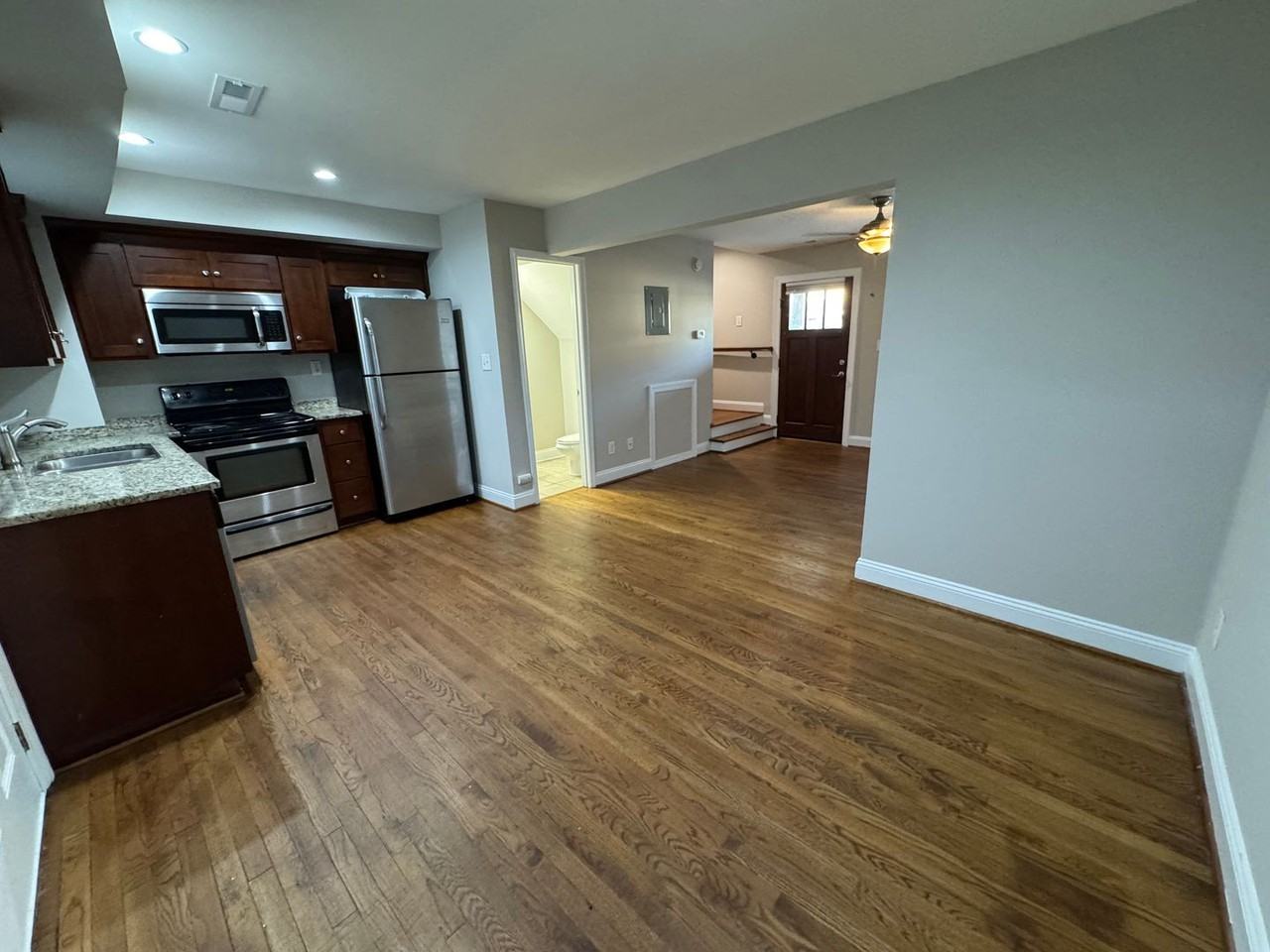 422 State St #4 - Photo 3 of 13