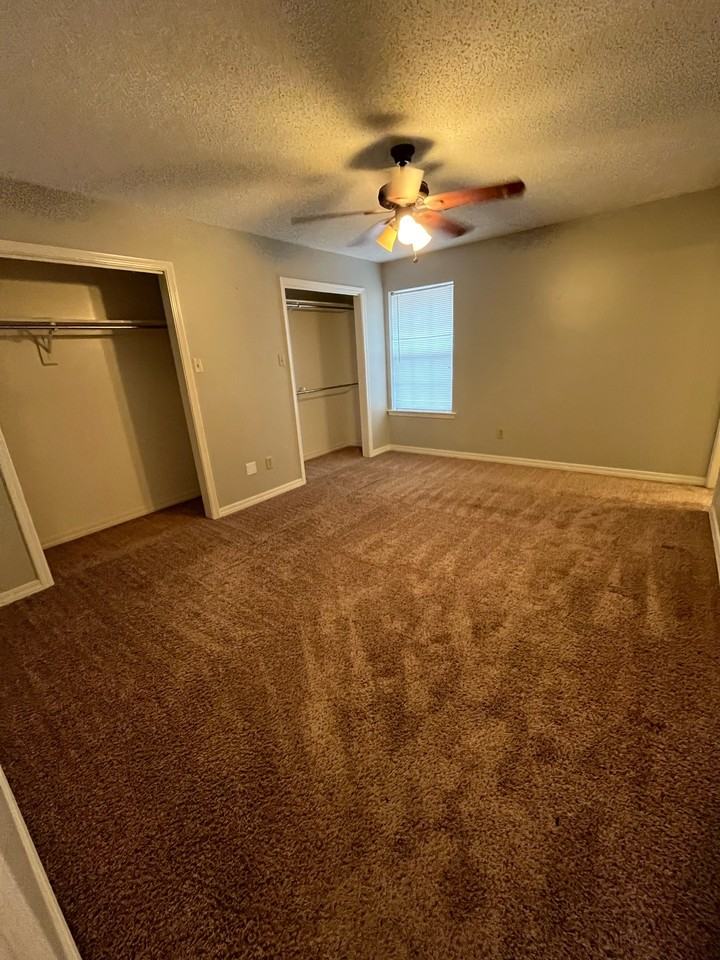 28 Park Cir #1 - Photo 7 of 13