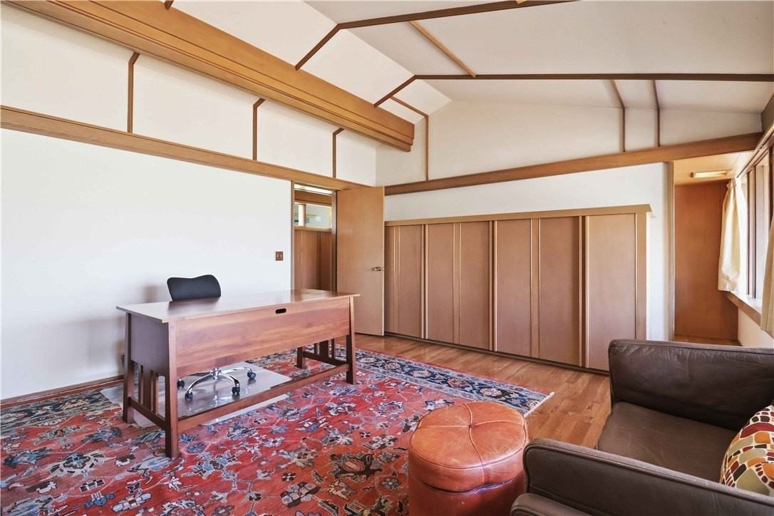 951 N Pembroke Rd - Photo 4 of 49