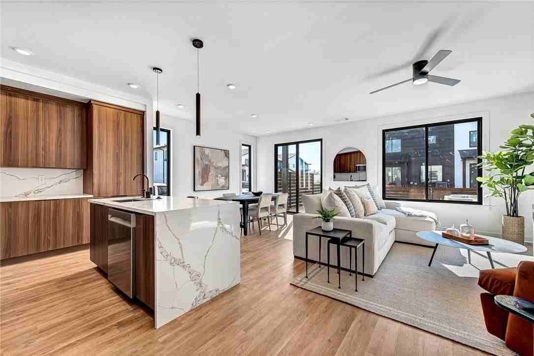 1100 Emilia Ave - Photo 3 of 40