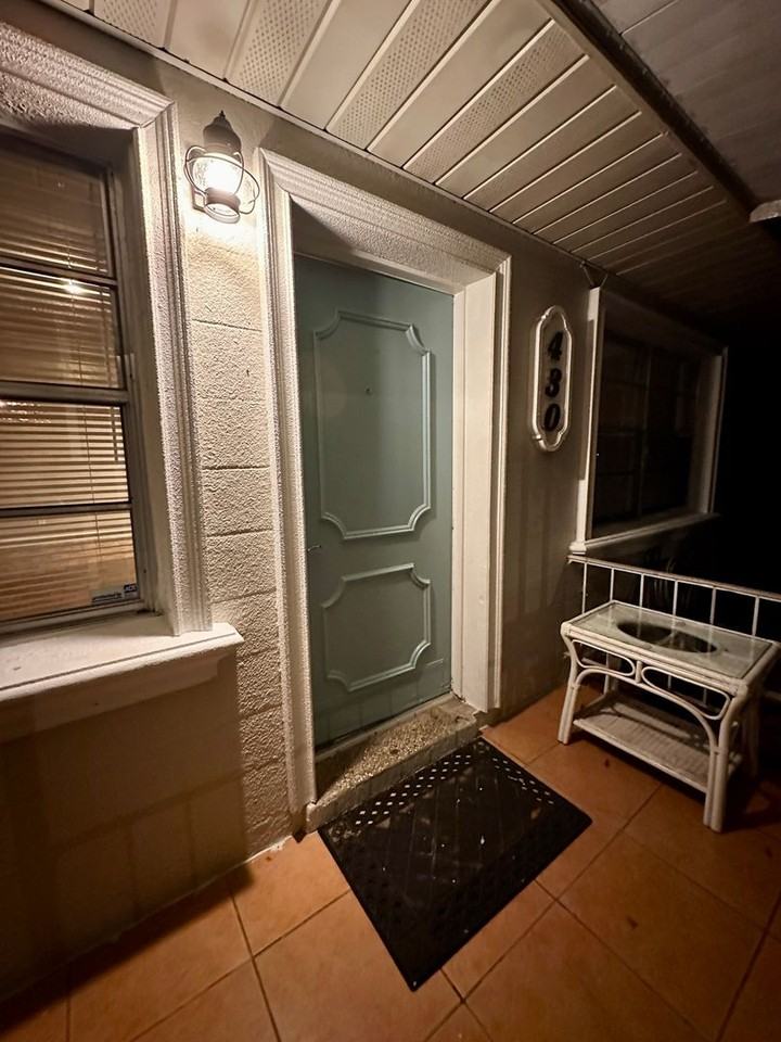 430 N Brink Ave - Photo 2 of 13