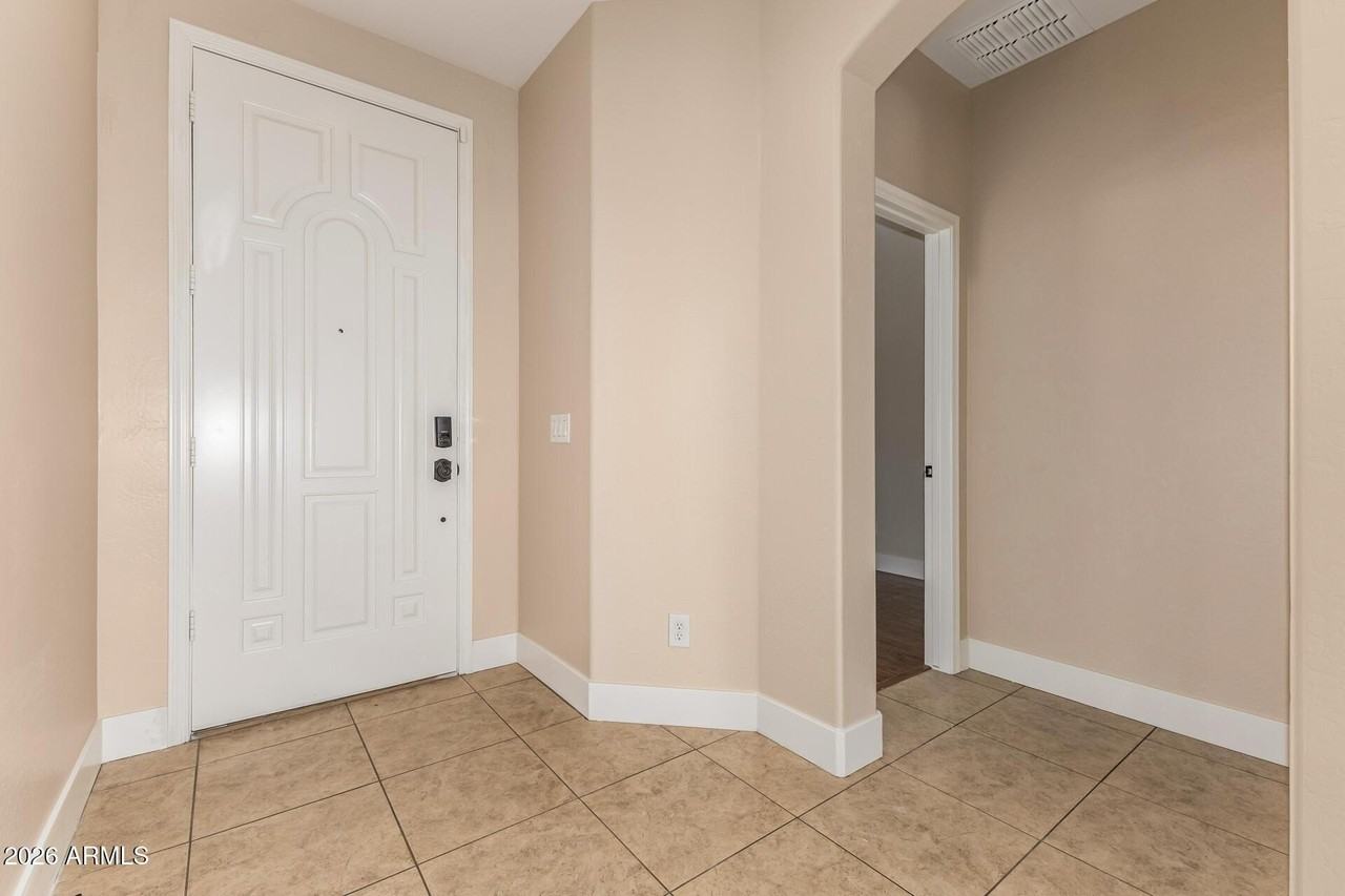 10625 E Knowles Ave - Photo 2 of 38