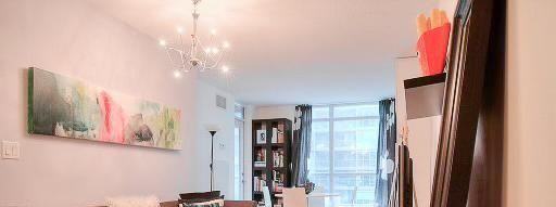 219 Fort York Boulevard - Photo 2 of 11