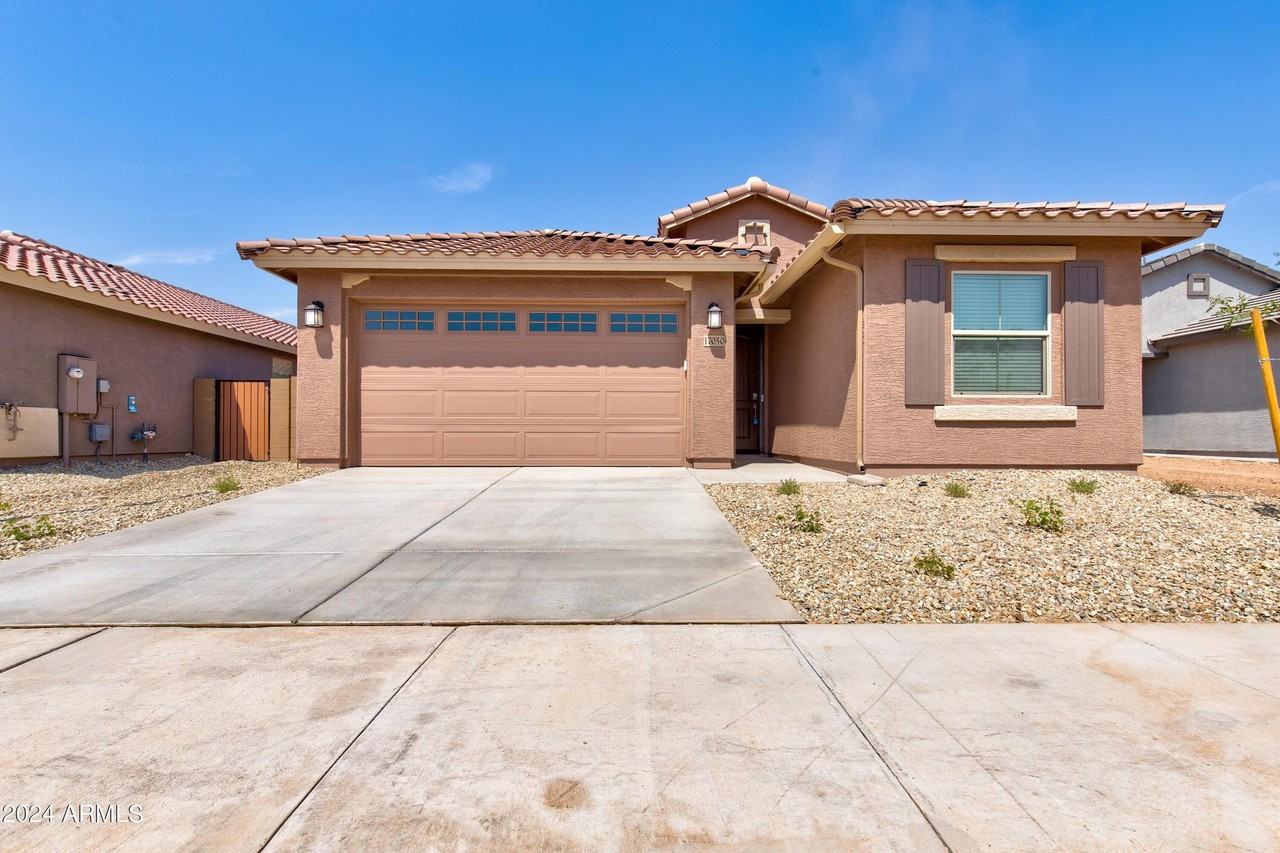 17050 W Artemisa Ave - Photo 2 of 36