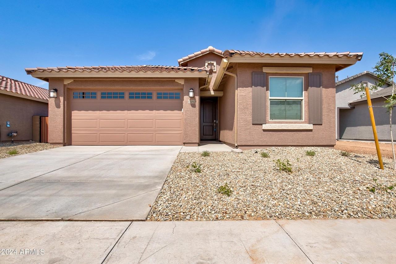 17050 W Artemisa Ave - Photo 4 of 36