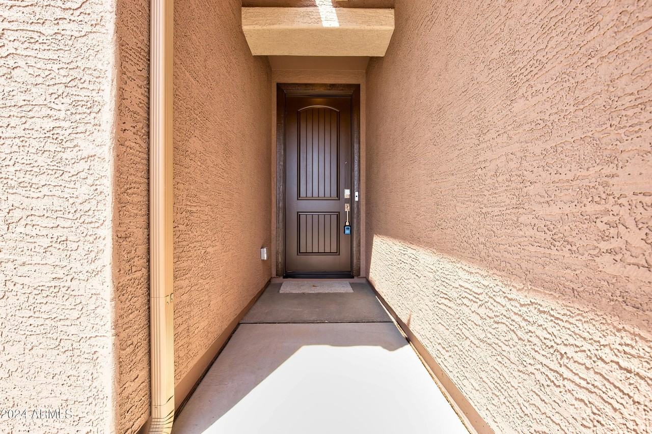 17050 W Artemisa Ave - Photo 6 of 36