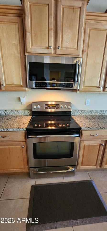 20669 N 266th Ave - Photo 7 of 19