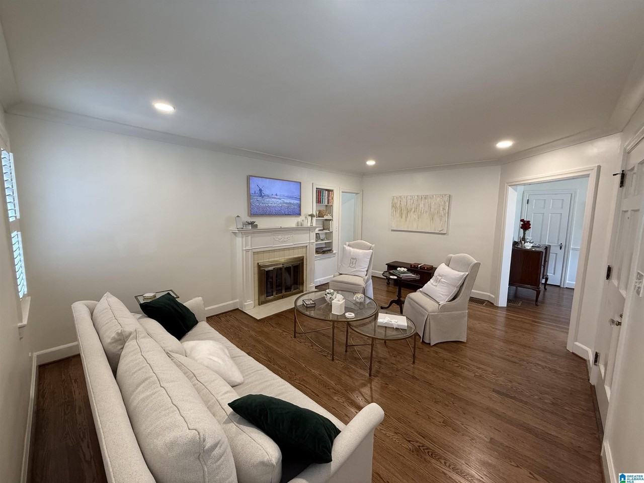 1848 Lancaster Rd - Photo 3 of 23