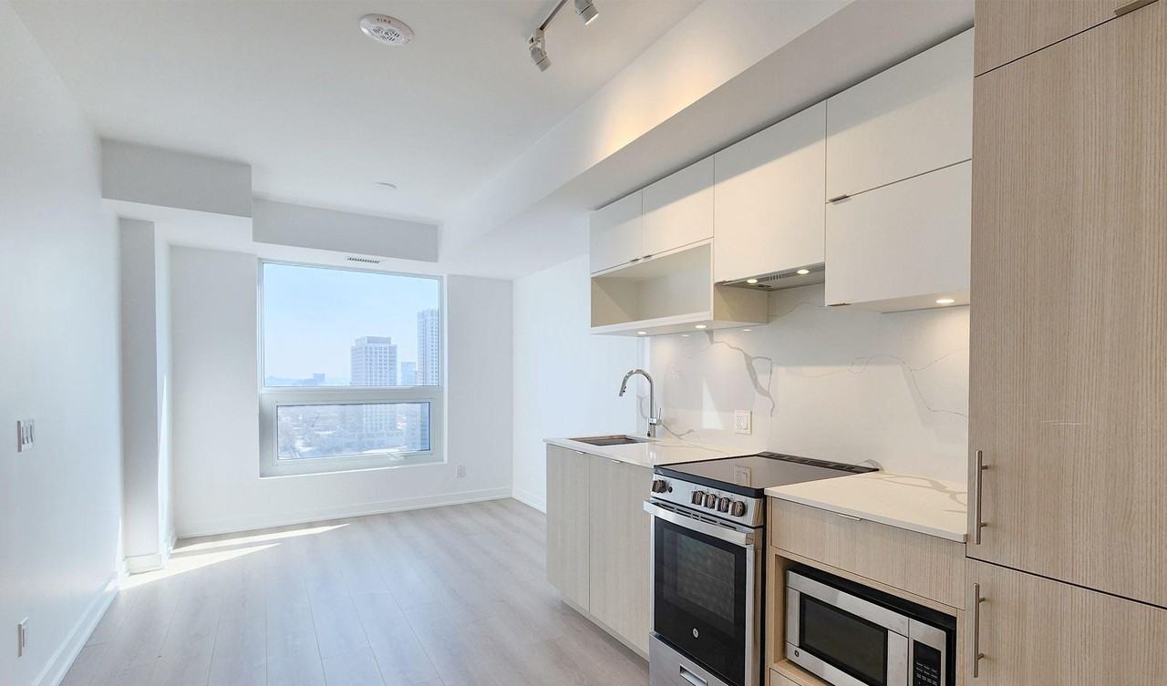 100 Queen Street East - Photo 5 of 21