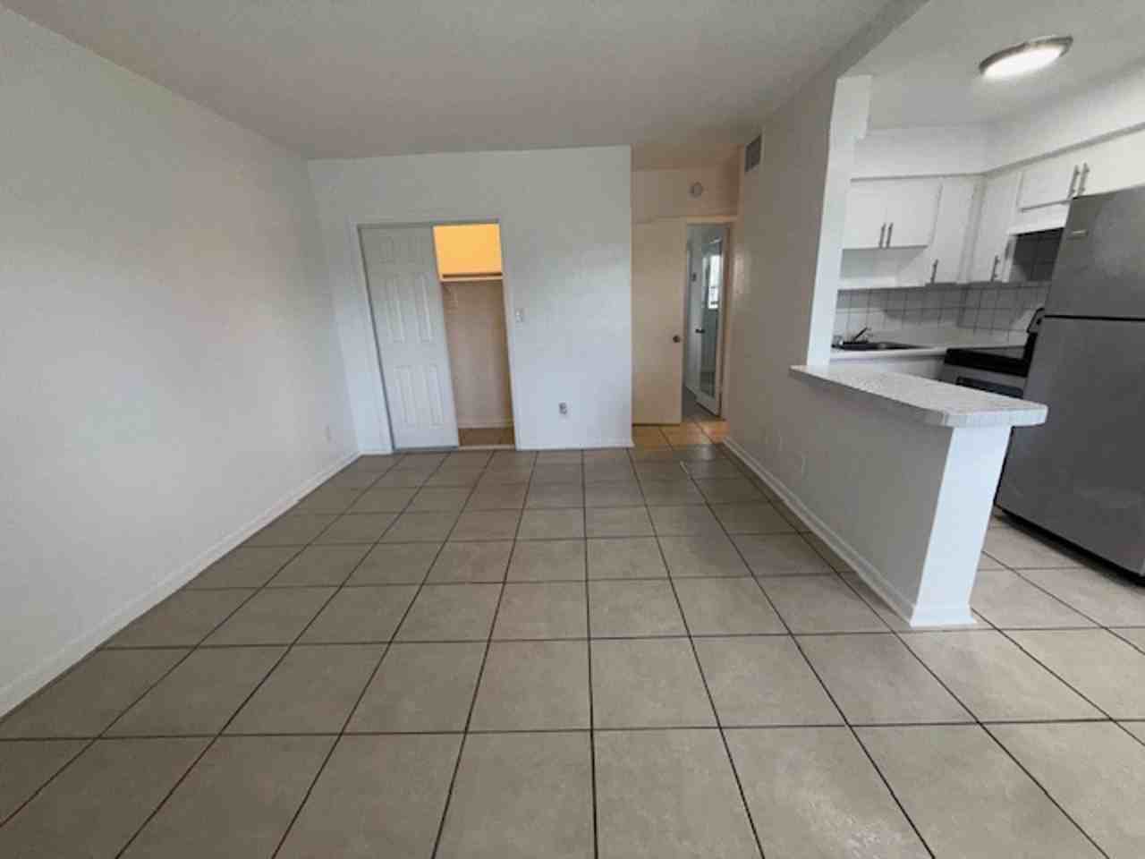360 SE 12 Avenue Deerfield Beach FL - Photo 2 of 6