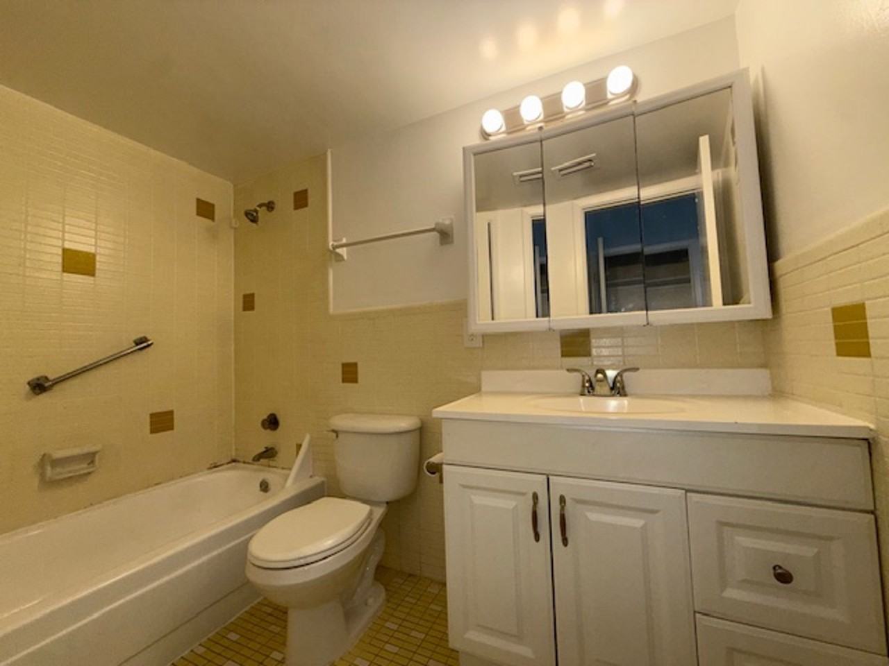 360 SE 12 Avenue Deerfield Beach FL - Photo 4 of 6