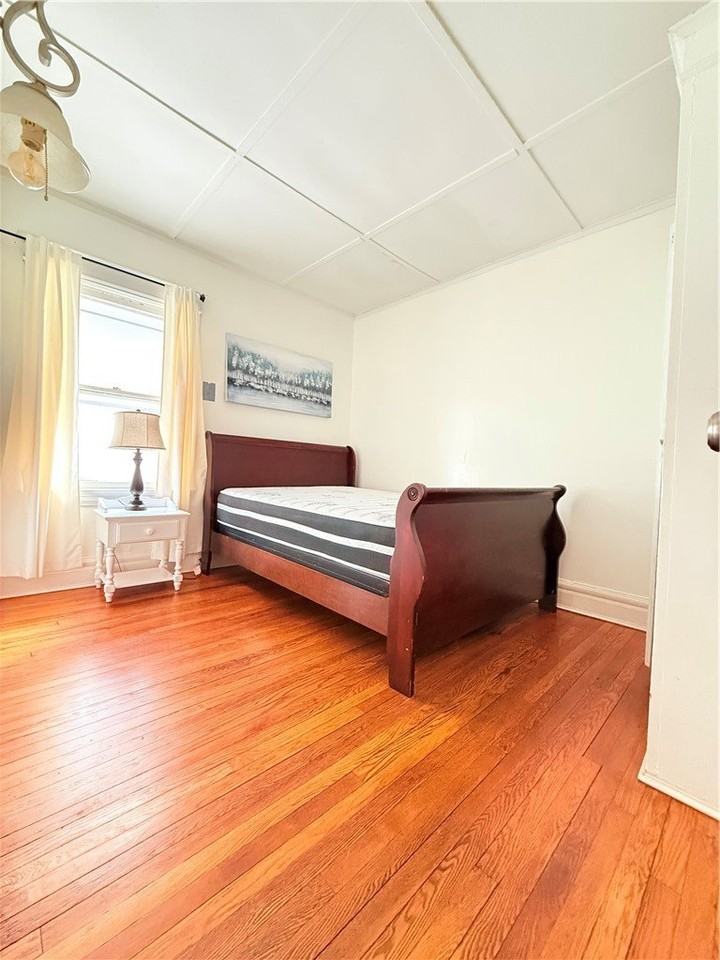 948 Monroe Ave - Photo 4 of 13