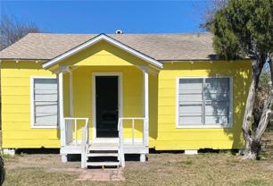 701 W Lakeside Dr - Photo 1 of 1