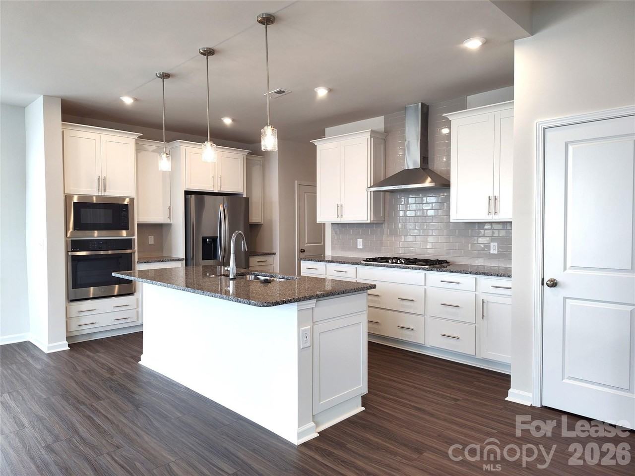 8823 Arrington Hall Dr - Photo 2 of 29