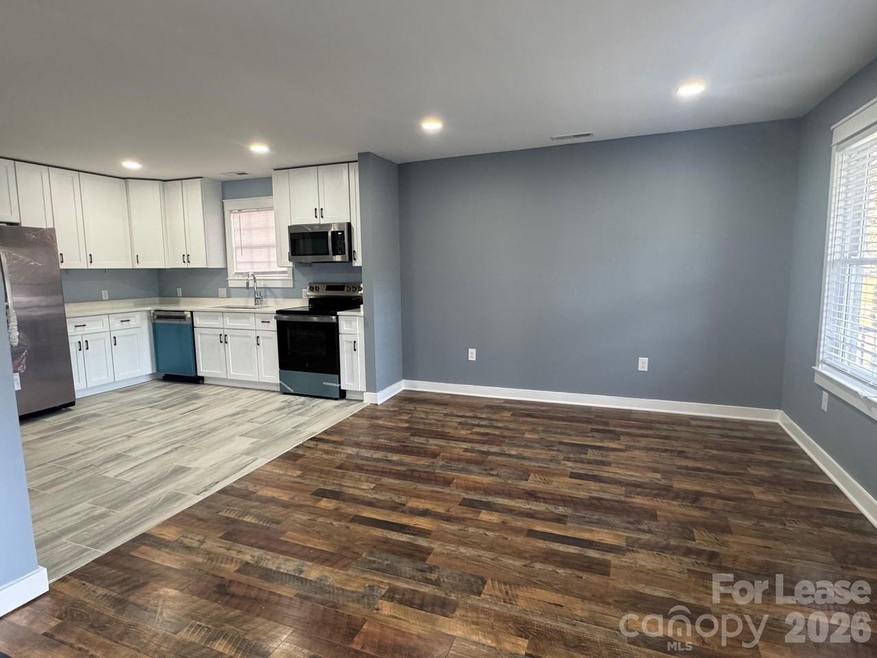 1008 Rockland Cir Sw - Photo 5 of 22