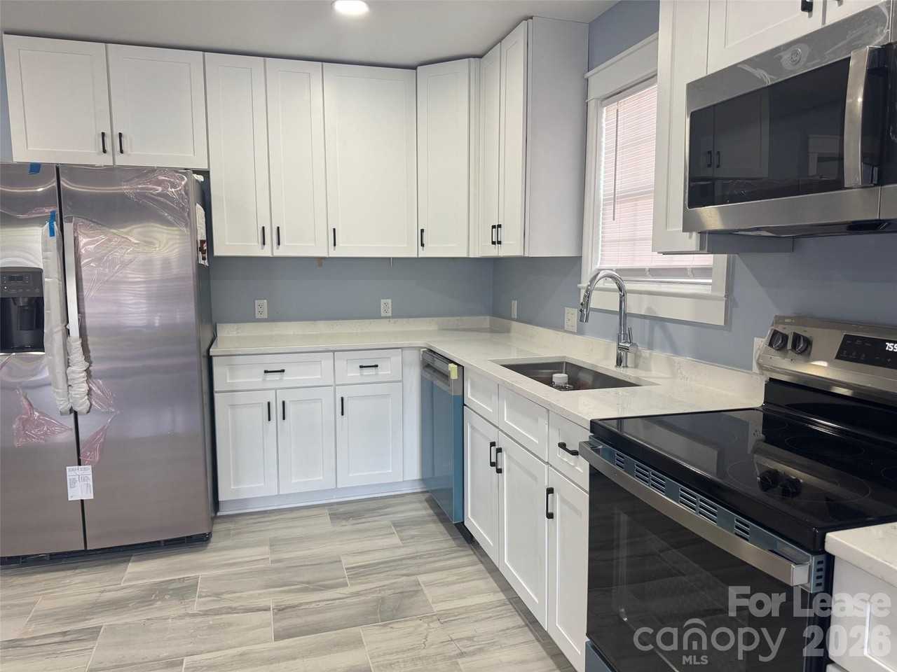 1008 Rockland Cir Sw - Photo 6 of 22