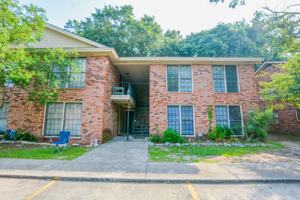 featured image of 910 Sea Gull Dr Apt B #Apt B