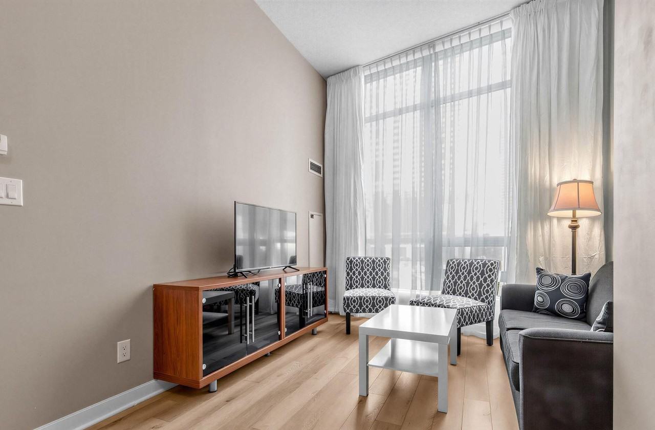 18 Harbour Street - Photo 6 of 32