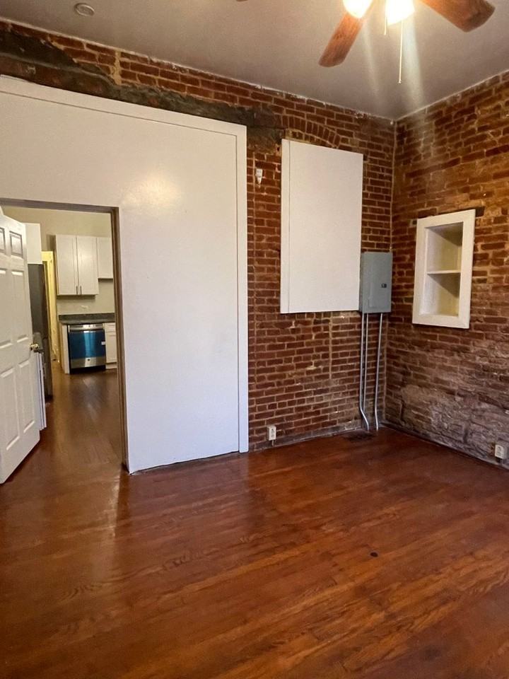 2630 N. Charles St. - Photo 4 of 30