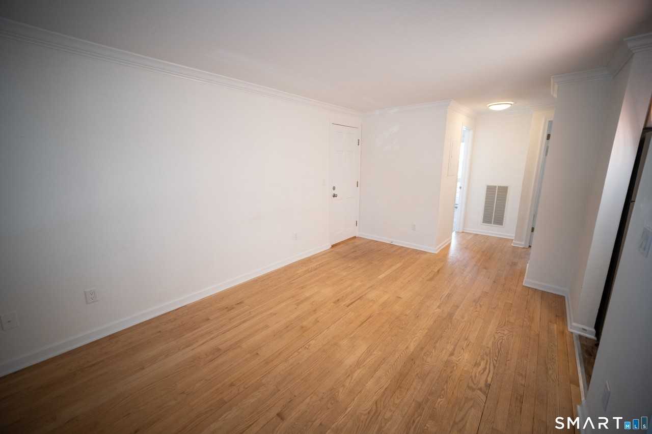 3236 Madison Ave - Photo 3 of 28