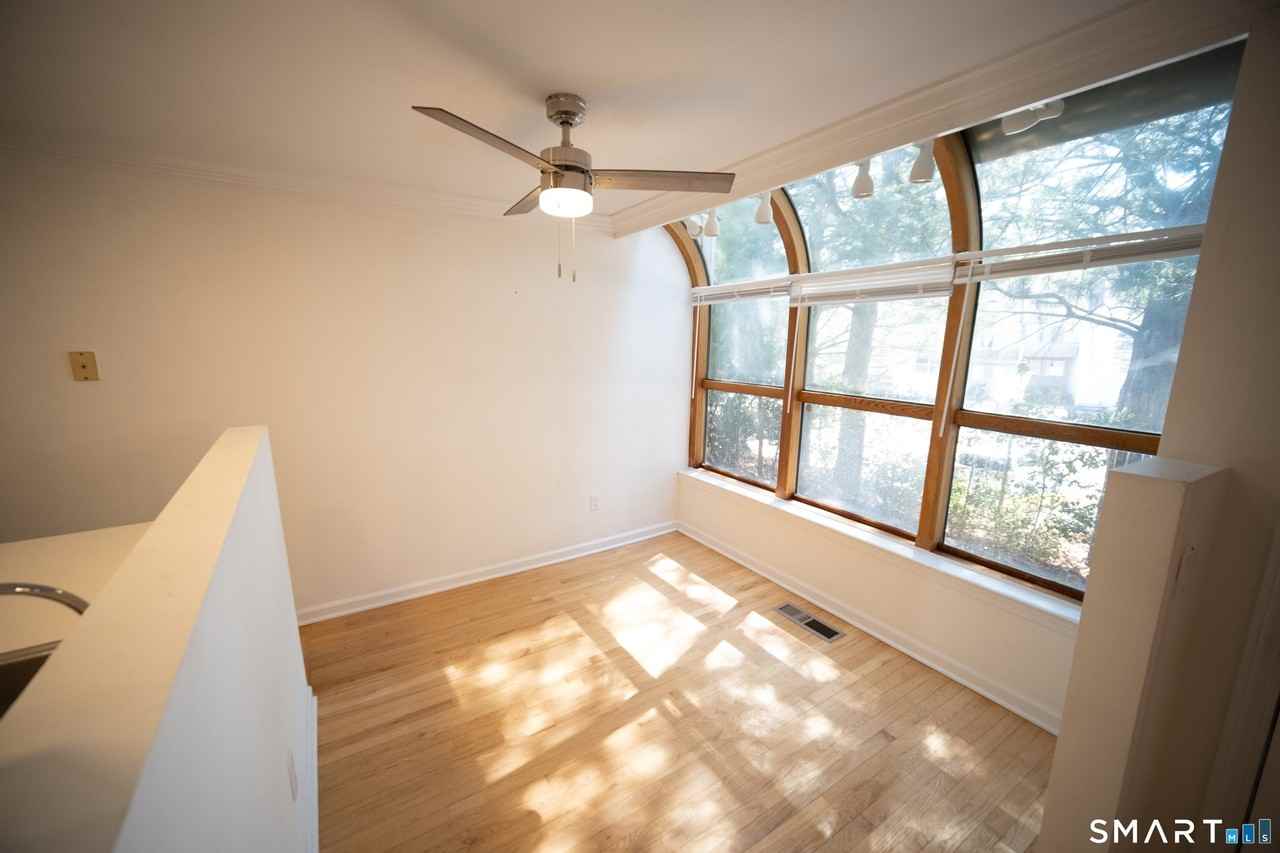 3236 Madison Ave - Photo 5 of 28