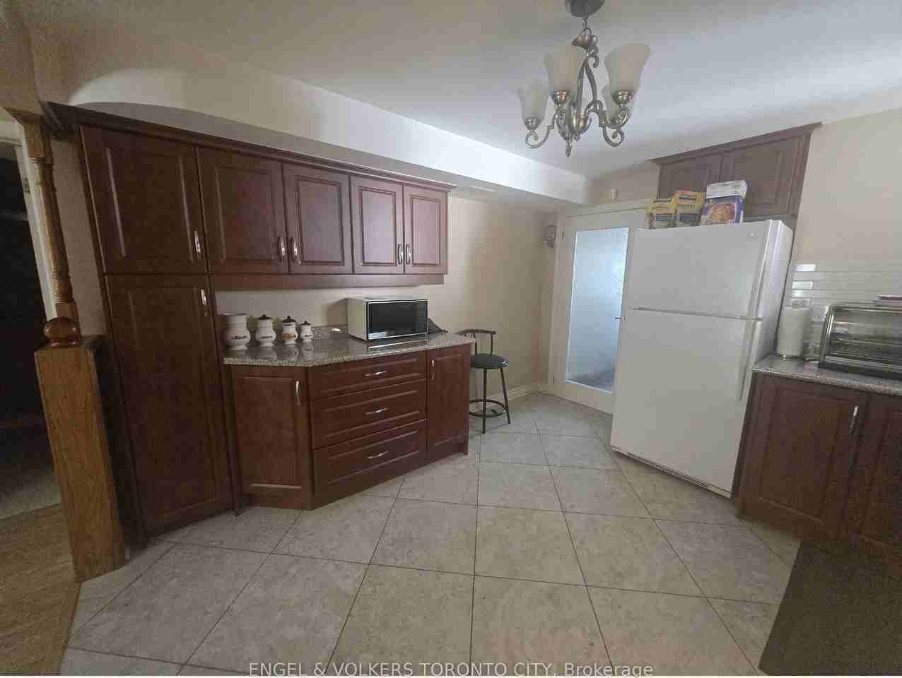 59 Sawmill Rd - Photo 5 of 14