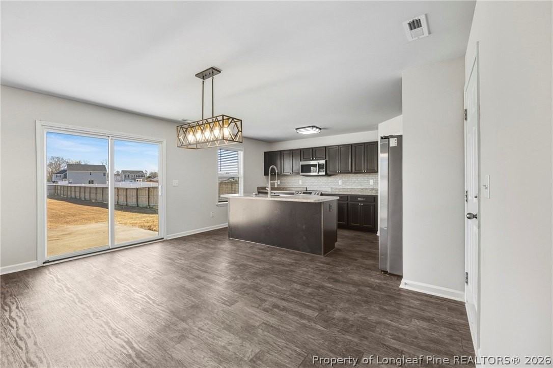 34 Merlin Ct - Photo 7 of 43