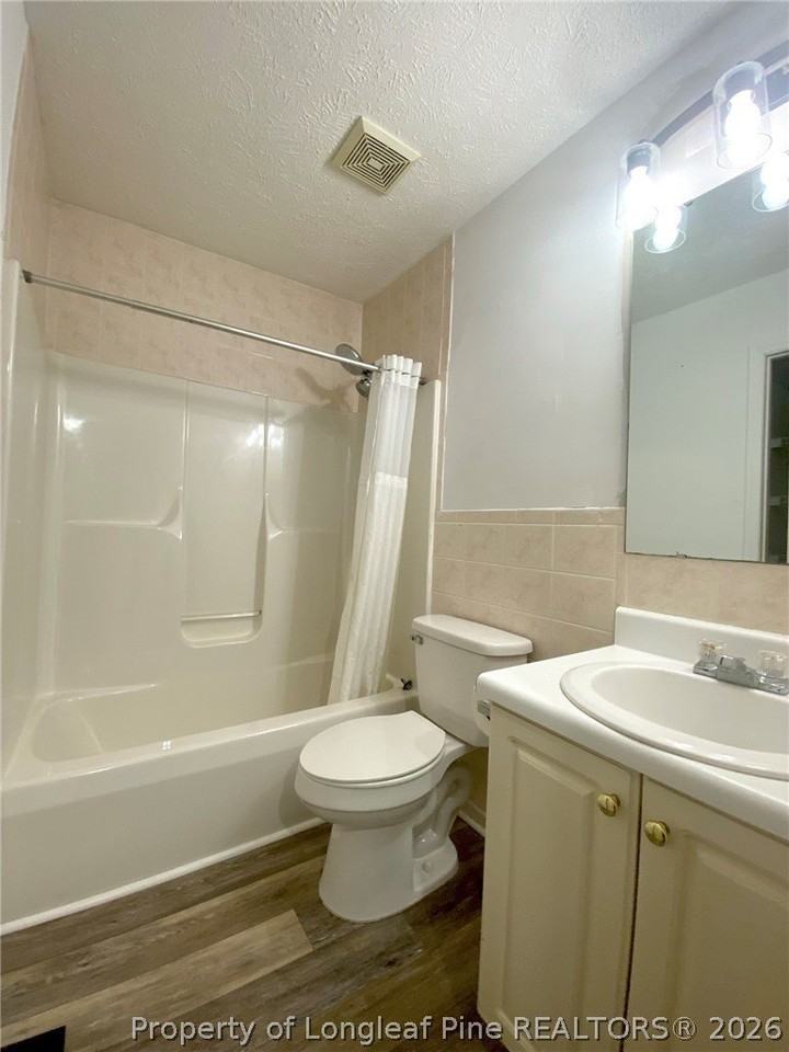 5715 Walkabout Rd - Photo 6 of 16