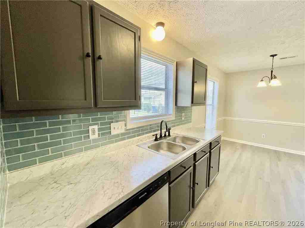 187 Aloha Dr - Photo 6 of 17