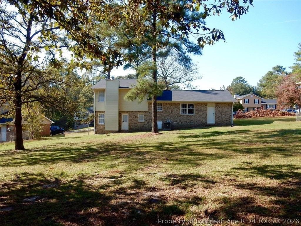 1113 Oakstone Dr - Photo 2 of 22