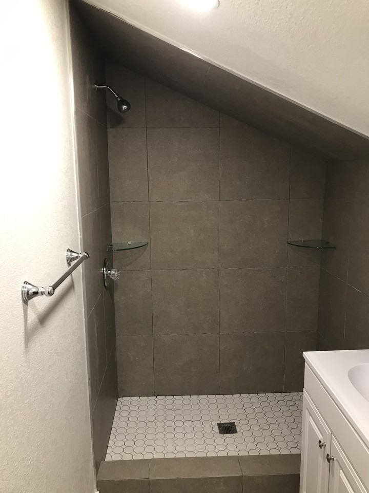 518 16th St #1 - Photo 5 of 20