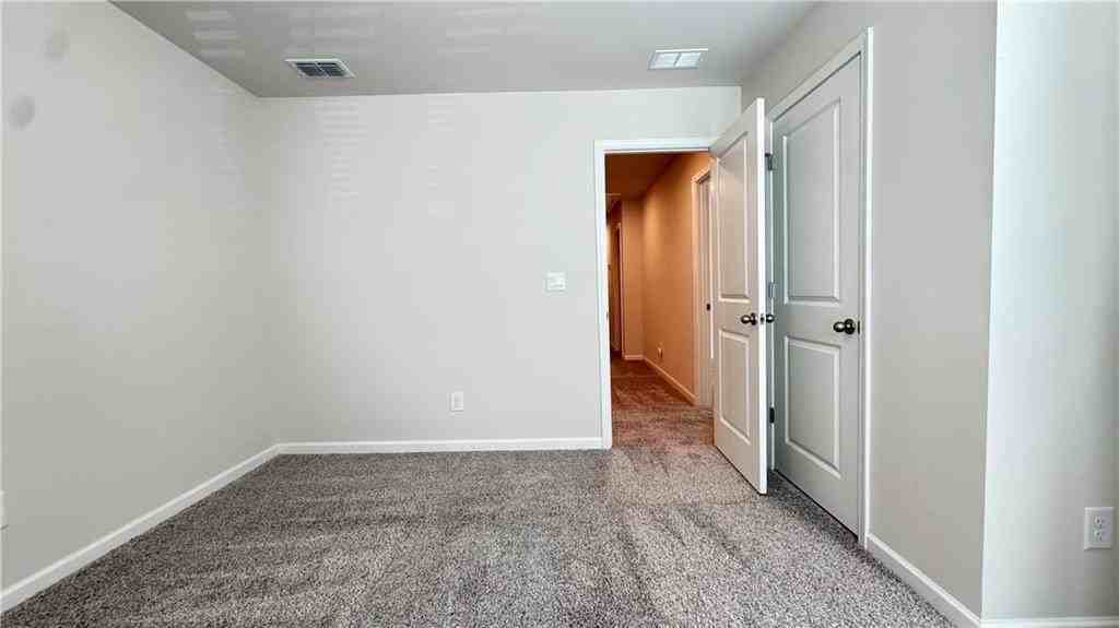 282 Timberland Ave - Photo 7 of 17