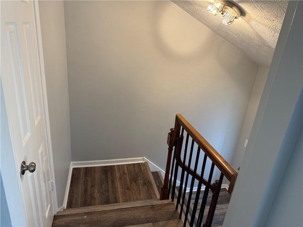 17 Saint Claire Ln Ne - Photo 4 of 27