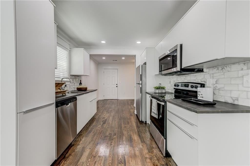 456 Griffin St Nw - Photo 7 of 28